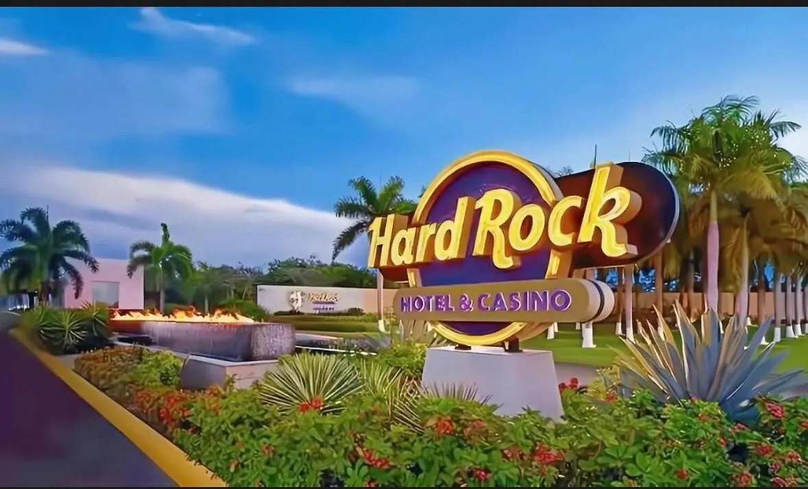 Cana Rock Beach Club 蓬塔卡纳